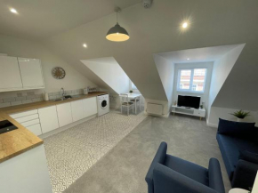 Apartment #4 - at 12 Story St, Sutton-On-Hull